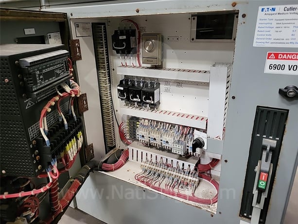 400 Amps WH Ampgard Sl Indoor Vacuum Switchgear Two 400 Amps Sl Compartments - Image 6