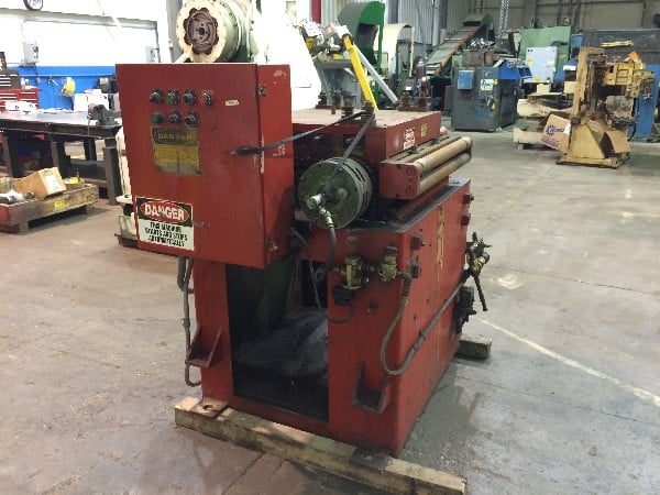 24" x .125" CWP #24C, powered coil straightener, 7-rolls, entry/exit pinch rolls - Image 1