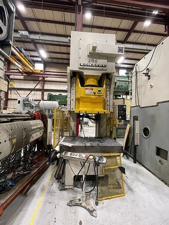 220 Ton, Komatsu #OBS-200-2, gap frame OBS mech press, 9.84" stroke, 18.9" shut height, 4.72" adj., 57.09" - Image 1