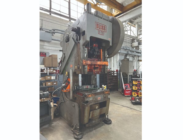 75 Ton, Bliss #C75, OBI press, 4" stroke, 3.5" adj., 36" x 24" bed, air clutch & brake, 1968, #11499 - Image 1