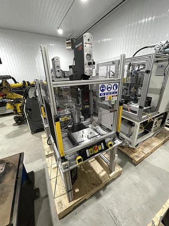 Branson #2000X, ultrasonic welder 2500 wat, on enclosed stand, 2020, #104765 - Image 5
