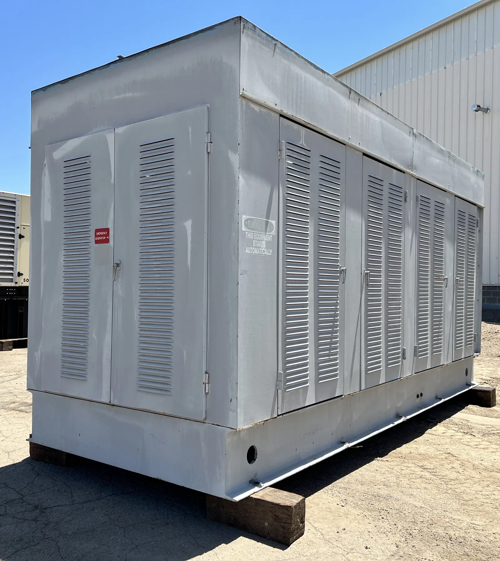 1000 KW Detroit #682FDR8080GGP416, diesel, enclosed, 277/480 Volts, 500 hours, #89265 - Image 1