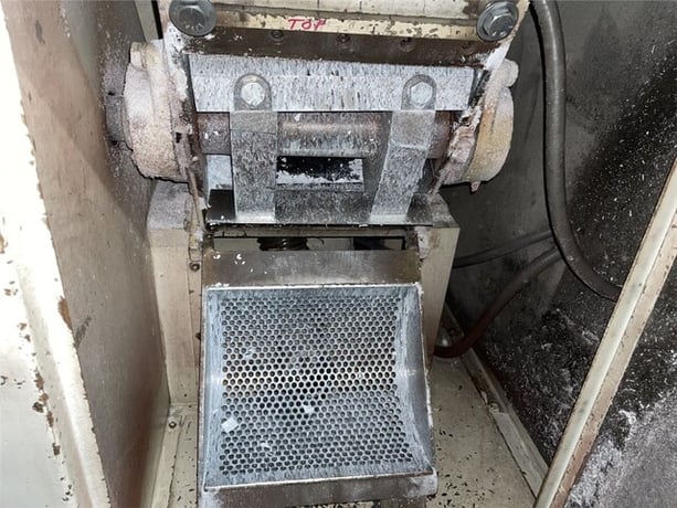12" x 12" Granutec #TFG1212, pull roll granulator, 3 knife open rotor, 2 bed knives - Image 6