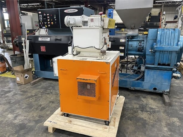 12" x 12" Granutec #TFG1212, pull roll granulator, 3 knife open rotor, 2 bed knives - Image 7