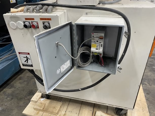12" x 12" Granutec #TFG1212, pull roll granulator, 3 knife open rotor, 2 bed knives - Image 10