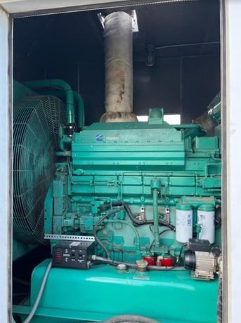 500 KW Cummins #KTA19-G4, diesel generator set, weatherproof enclosure / sound attenuated enclosure, 480 - Image 1