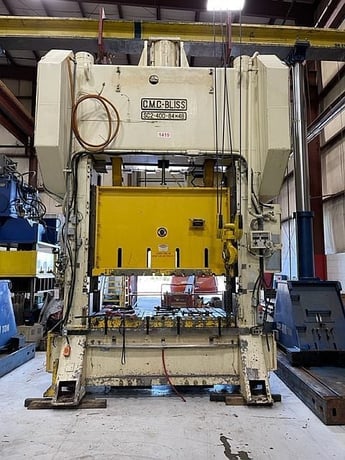 400 Ton, Bliss #SC2-400-84-48, 12" stroke, 30.5" Shut Height, 10" adj., 30 SPM, 84" x 48" bed, air clutch & - Image 1