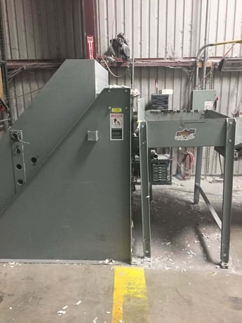 Amerishred #AMS 4000, Paper Shredding and Baling System, American baler #60A36, 2.5-3 Tons/ hr, 40 HP - Image 9