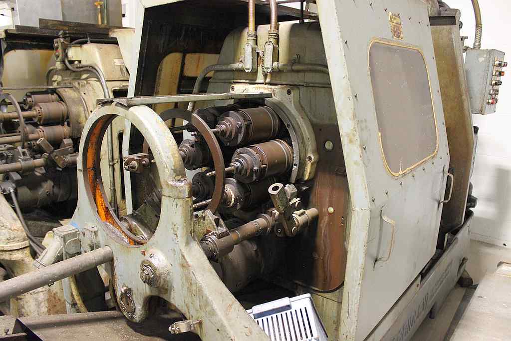 Acme-Gridley #RA-6, 1-1/4" capacity, automatic multi-spdl collet chuck, bar machine, cross drill attachment - Image 6