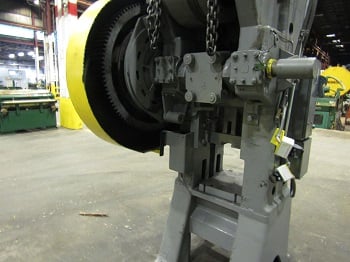 250 Ton, Minster #90-250, knuckle joint press, 3" stroke, 1/2" adjustment, 13-3/4" x 12" ram, 24" x 18" bed - Image 4