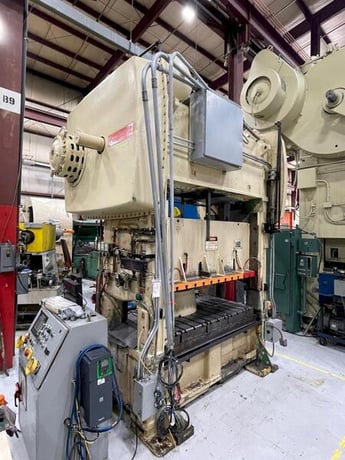 150 Ton, Niagara #SC2-150-72-36, straight side double crank press, 8" stroke, 19.5" Shut Height, air clutch & - Image 2