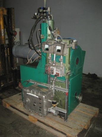 Netzsch, Media Mill, molinex style, 25 HP variable speed, 20 Liter, Horizontal Chamber, 1981 - Image 2