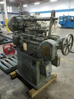 Barber-Colman #3, horizontal gear hobber, large precision worm bayonet center - Image 1