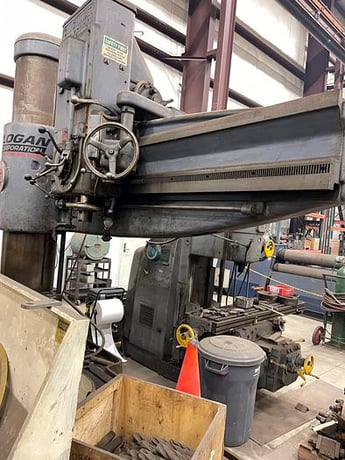 8' -19" Cincinnati Bickford #6E, column radial drill, 10-1250 RPM, 1950 - Image 4