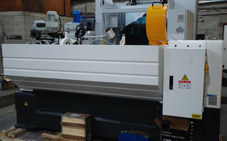 18" x 60" Powerturn, precision lathe, 10.4" swing over cross slide, 3.14" spindle bore, 3 & 4-jaw chucks, new - Image 9