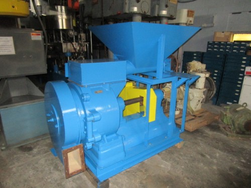Schutz-Oneill Schutz O' Neill #22, Air Swept Pulverizer, 75 HP, carbon steel construction, auger feed, front - Image 2