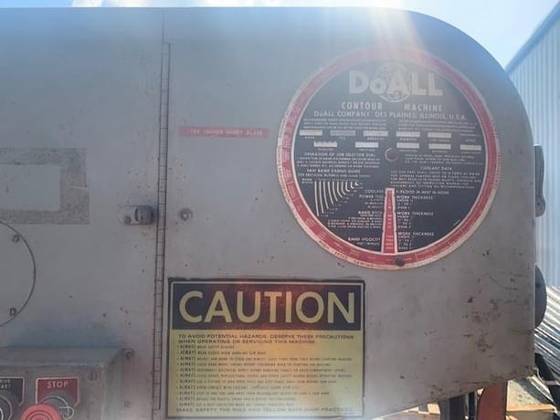 35.5" x 13" DoAll #3613-0, vertical bandsaw, 1" x 175" blade, 50-5200 FPM, blade welder, S/N 278-75628 - Image 7