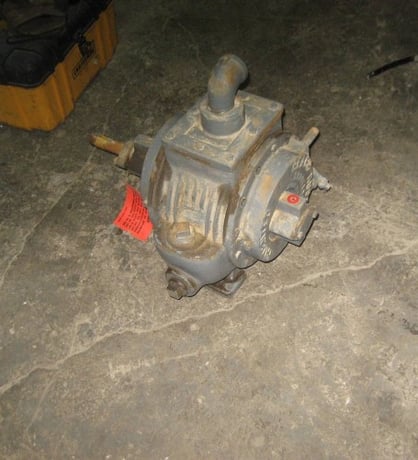 Beach Russ #4-D, Rotary Vacuum Pump, Serial #D36142R1 - Image 1