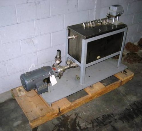 L.C. Thomsen & Sons Inc. #409EXA1, Sanitary Pump, 1.5" x 1" discharge, with supply tank, 3/4 HP, Serial #3A - Image 2