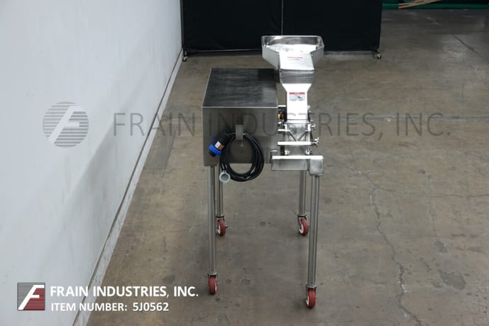 Fitzpatrick #D6A, 316 Stainless Steel comminutor mill, 16 fixed knives/impact blades, 7-1/2 HP, mounted on 4 - Image 4