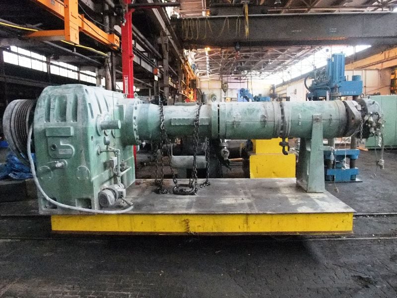 8" Berstorff, cold feed silicone extruder, 12:1 L/D, 250 HP, 1150 RPM, belt drive - Image 1