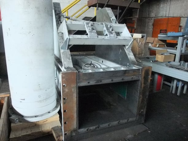 Bainite hopper for F620, 620 liter mixer, 24" x37.5" floating weight opening, new - Image 3