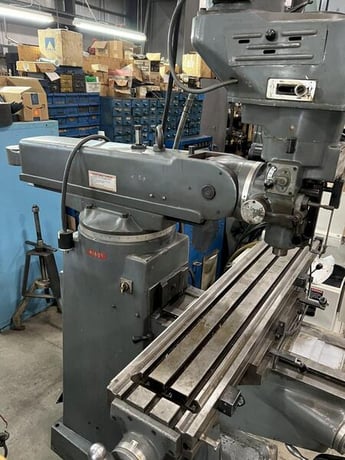 Lagun #FT-2, vertical mill, 9" x42" table, 2 HP, power feed, step pully head, 1978 - Image 4