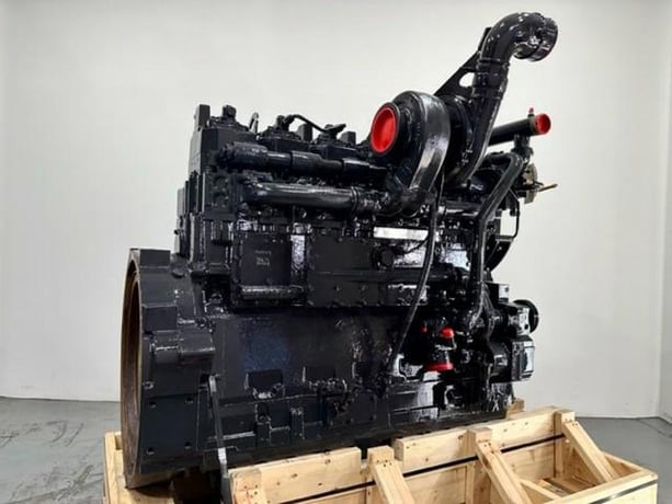 800 HP Cummins #QSK19, Engine Assembly, low hours, 2006 - Image 2