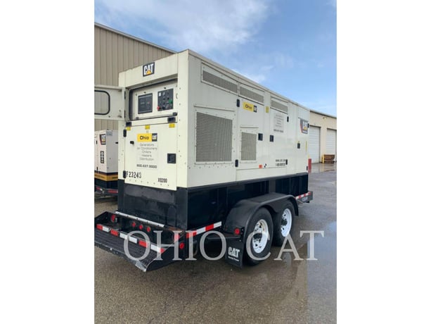 200 KW Caterpillar XQ200, Mobile Generator Set, Diesel, 1800 RPM, 480V, 9633 hours, 2013 - Image 3