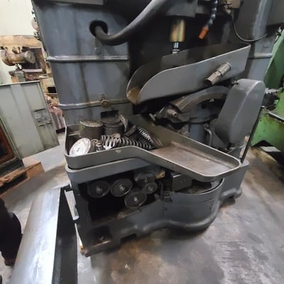Fellows #6A, vertical gear shaper with special tilting table, 0-15 degree, 3" stroke, 3" hole in table - Image 3