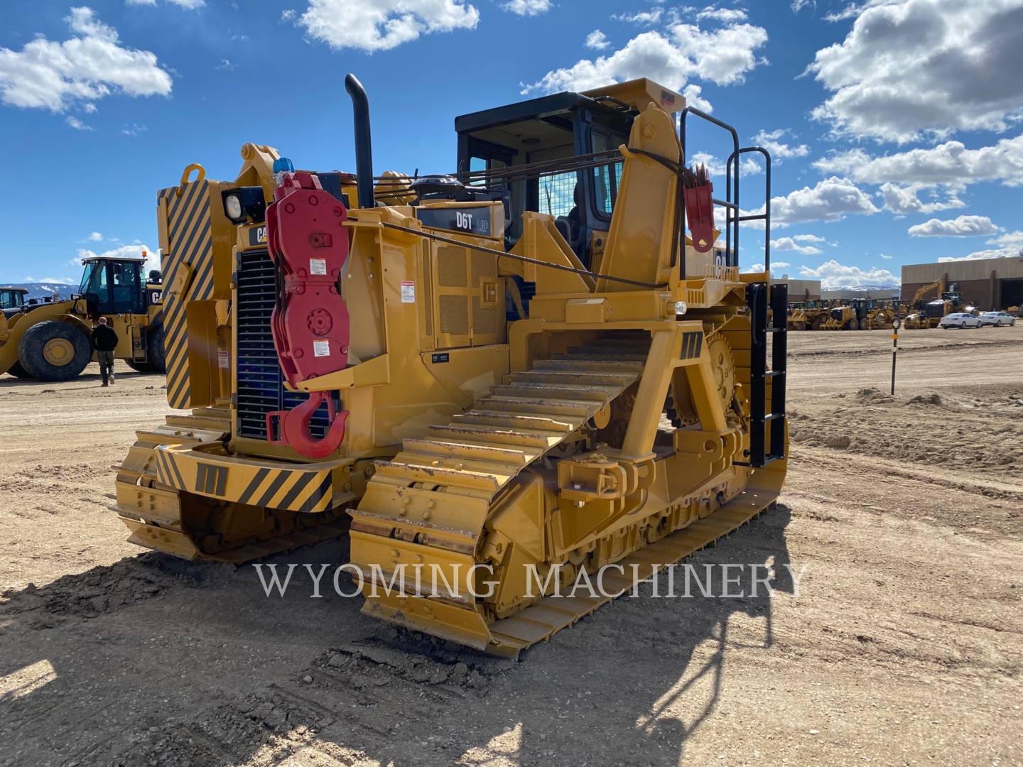 Caterpillar D6T LGP PL, Pipelayer, 2491 hours, S/N: KJL01264, 2011 - Image 1