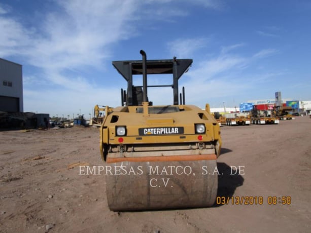Caterpillar CB-534D, Twin Drum Roller, 1200 hours, S/N: C8M00694, 2013 - Image 4