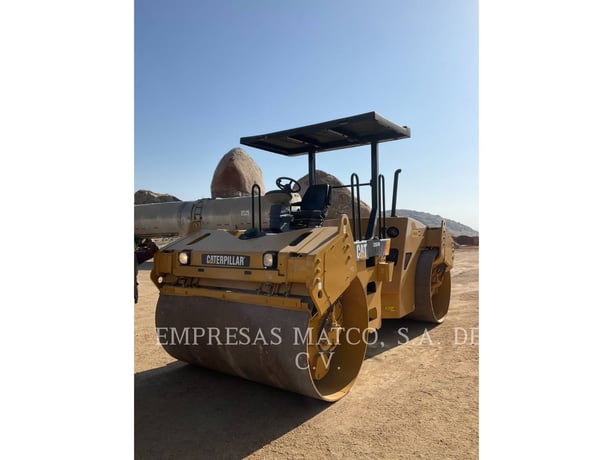 Caterpillar CB-564D, Twin Drum Roller, 1200 hours, S/N: D4M00277, 2014 - Image 2