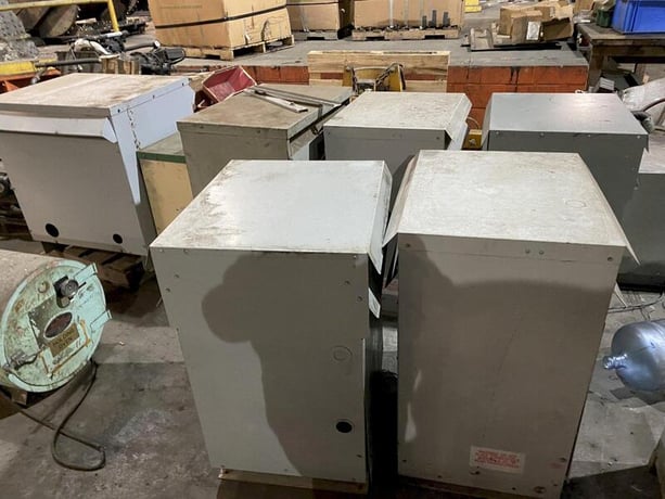 75 KVA 480 Primary, 240 Secondary, Hammond Power Solutions Transformer, AA, 60 Hz - Image 1