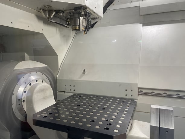 Roders #RXU1001DShut Height, high speed 5-Axis vertical machining center, 31.5" X, 33.7" Y, 19.8" Z, 30000 - Image 2