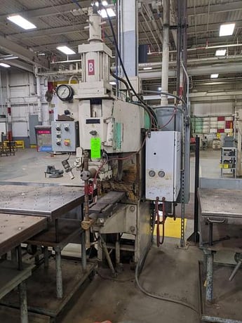 350 KVA Federal / Wean United / T. J. Snow #PA-2-24/32, 3 phase projection spot welder - Image 5