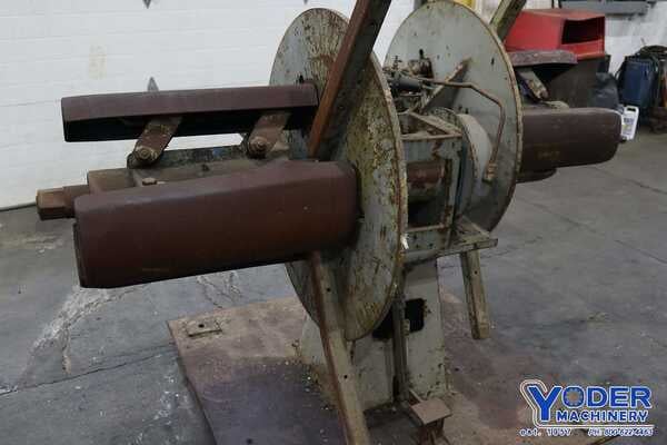 4000 lb. American #80, double end coil reel, 18" width, 16"-20" ID, 60" outside dimensions, 3 leafs, #67397 - Image 1