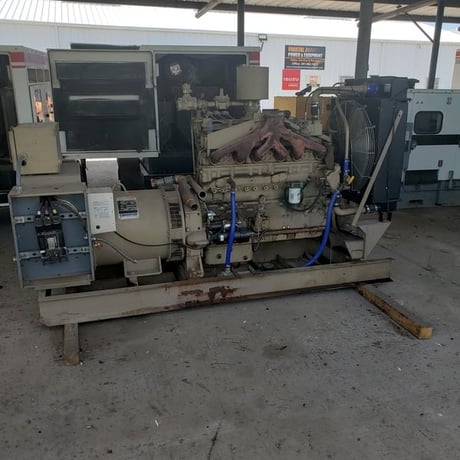 135 KW Cummins #3309A-1268B, Natural gas Generator w/enclosure, 277/480 Volts, 1991 - Image 4