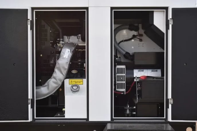20 KW SWP #GS25, diesel, sound attenuated enclosure, on trailer, 240/208/480 Volts, 250 hours, 2018, on rent - Image 4