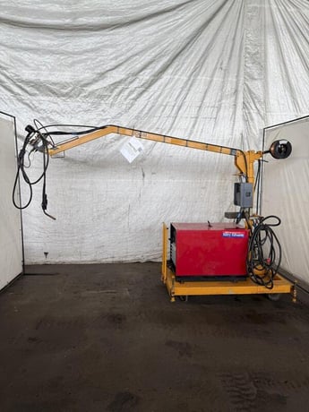Lincoln Idealarc #Pulse Power 500, Welder W/ Boom And Lincoln LN-9F Wire Feeder - Image 2