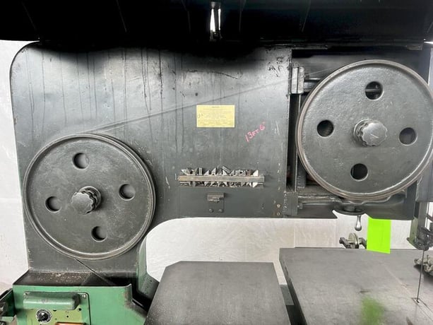 36" x 10" DoAll #V36, vertical bandsaw, 30-1/2" x 30-1/2" table, 1600 FPM, 1-1/4" x 192" blade - Image 10