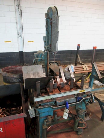 18" x 18" Marvel #8, Tilt Frame Vertical Band Saw, Stock #0845222 - Image 2