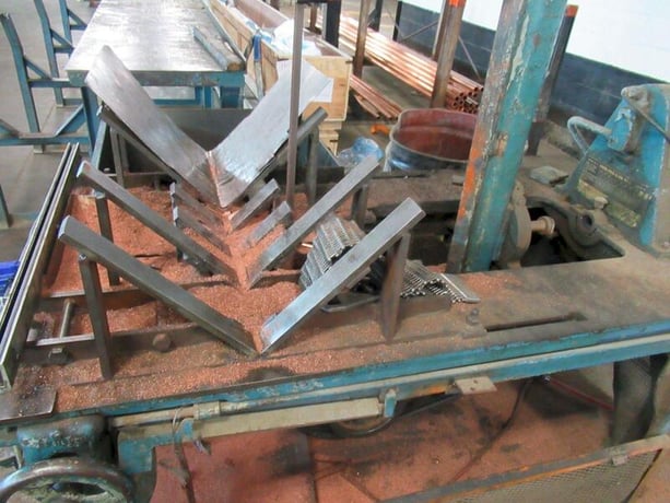 18" x 18" Marvel #8, Tilt Frame Vertical Band Saw, Stock #0845222 - Image 4