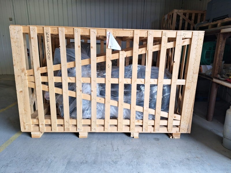 1500 HP 900 RPM Teco, Frame 6810/11/12B, TEFC BB, 2300/4160 Volts, new, KPF15008 - Image 1