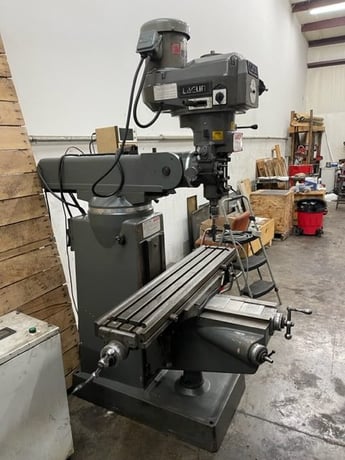 Lagun #FTV-2S, 10" x50" tbl., 2 HP, 30" X, 16" Y, 16" Z, R-8 Collet, Mitutoyo PM-32L 2-Axis digital read out - Image 2