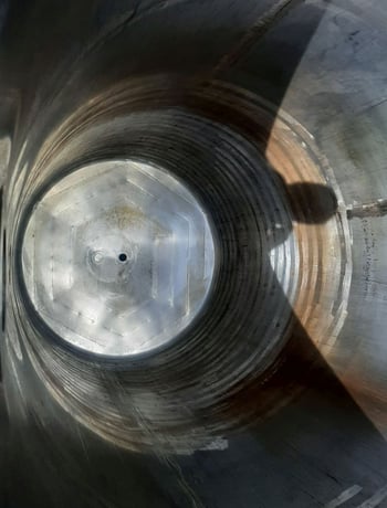 700 gallon Lee #700U, Stainless Steel tank, jacketed, 100 psi, 48" dia x 92" straight side, 1992 - Image 3