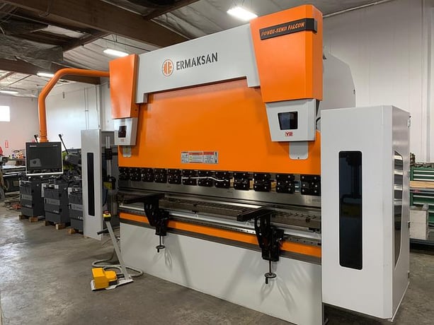 110 Ton, Ermak #Power-Bend-Falcon, CNC press brake, 8.5' overall, 86.6" between housing, 10.8" stroke, 16.1" - Image 1