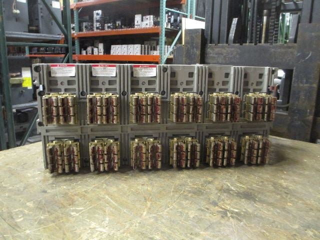 4000 Amps, Square D, NW40H, Masterpact breaker, 600 VAC, electrically operated, drawout - Image 6