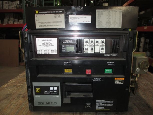 3000 Amps, Square D, SEF363000LSGA8, Electronic Trip Circuit Breaker, 600 VAC, manually operated, F/M, LSIG - Image 1