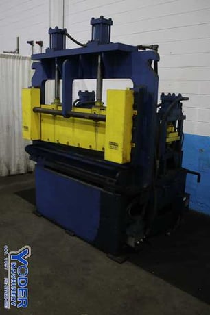 Bradbury, hydraulic flying shear w/prepunch, 50" blade length, 14 gauge capacity, #71627 - Image 1